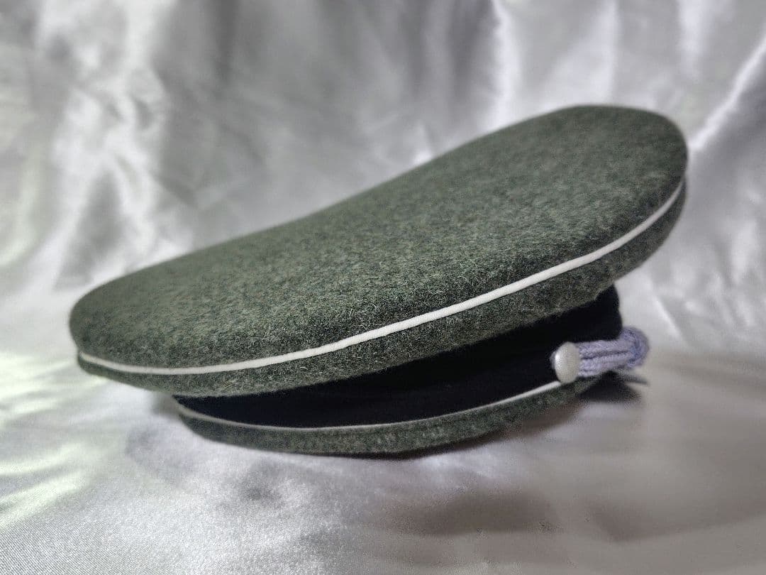 ドイツ国防軍　歩兵将校用制帽　(レプリカ)