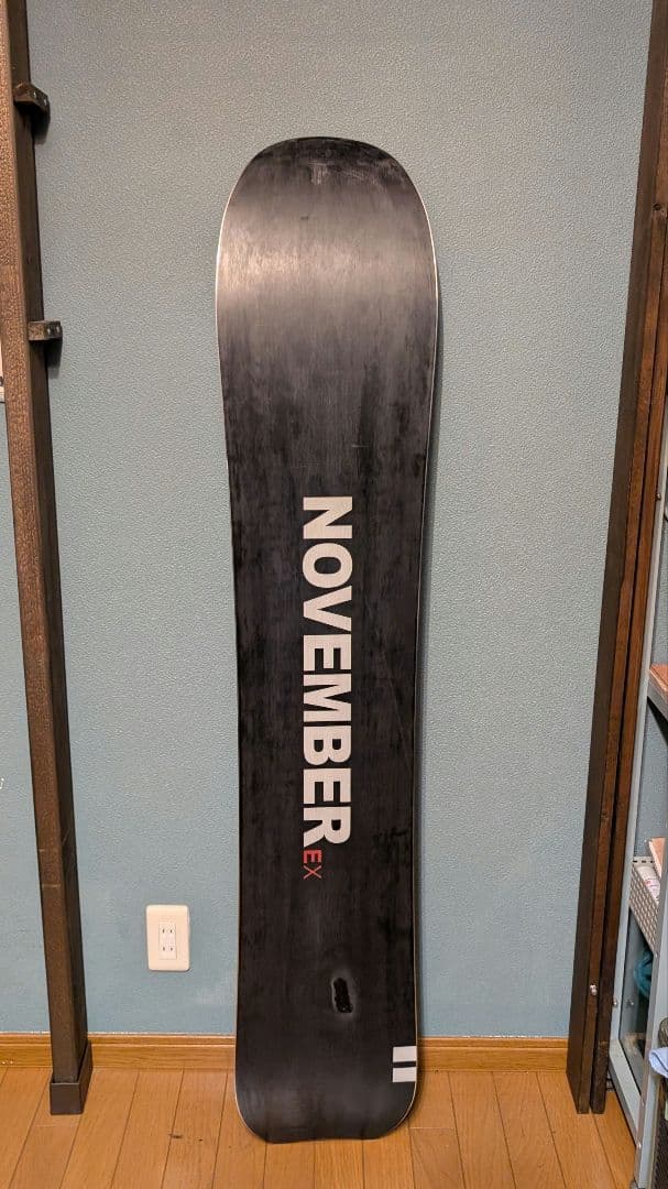 【訳あり】NOVEMBER スノーボード ボード 日本製　EX54 パウダー