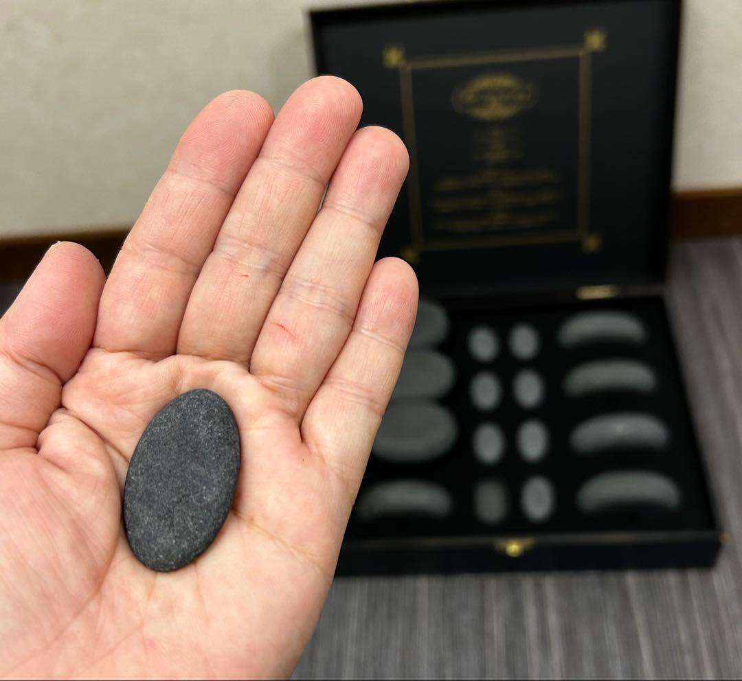 ホットストーン16個➕DVD【ホットストーンマッサージ &腸美点マッサージ】