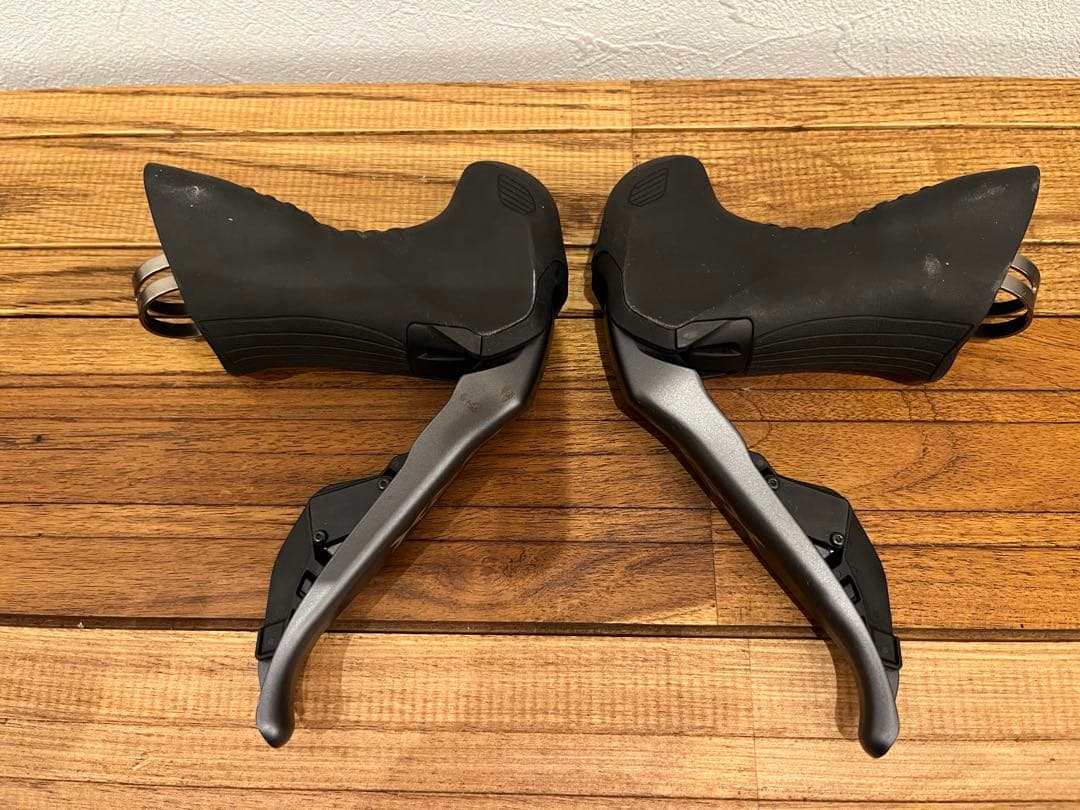 GRX Di2 2×11 グループセット SHIMANO グラベル