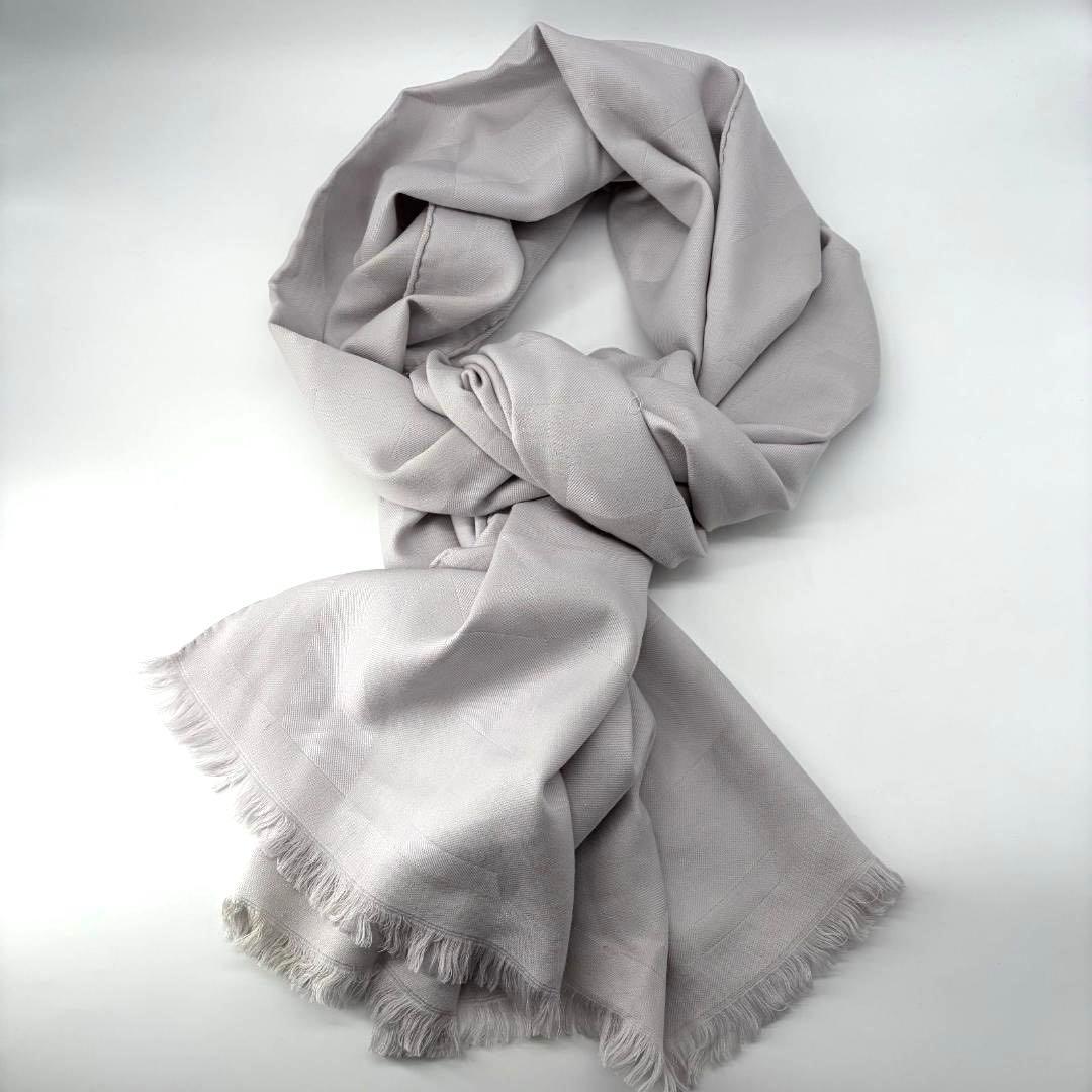 16775✨HERMES 大判ストール 幾何学 ロゴ グレー