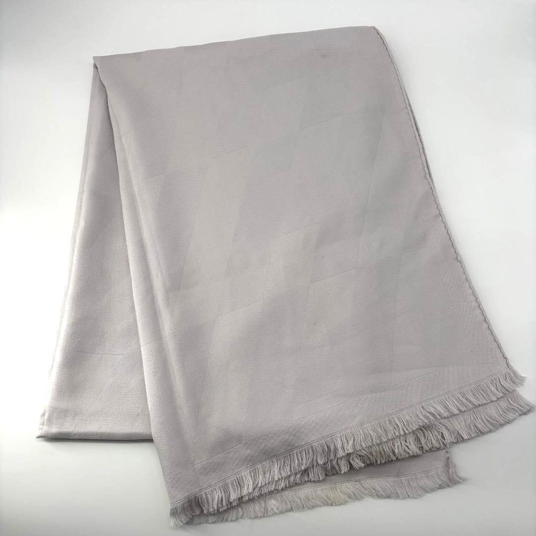 16775✨HERMES 大判ストール 幾何学 ロゴ グレー