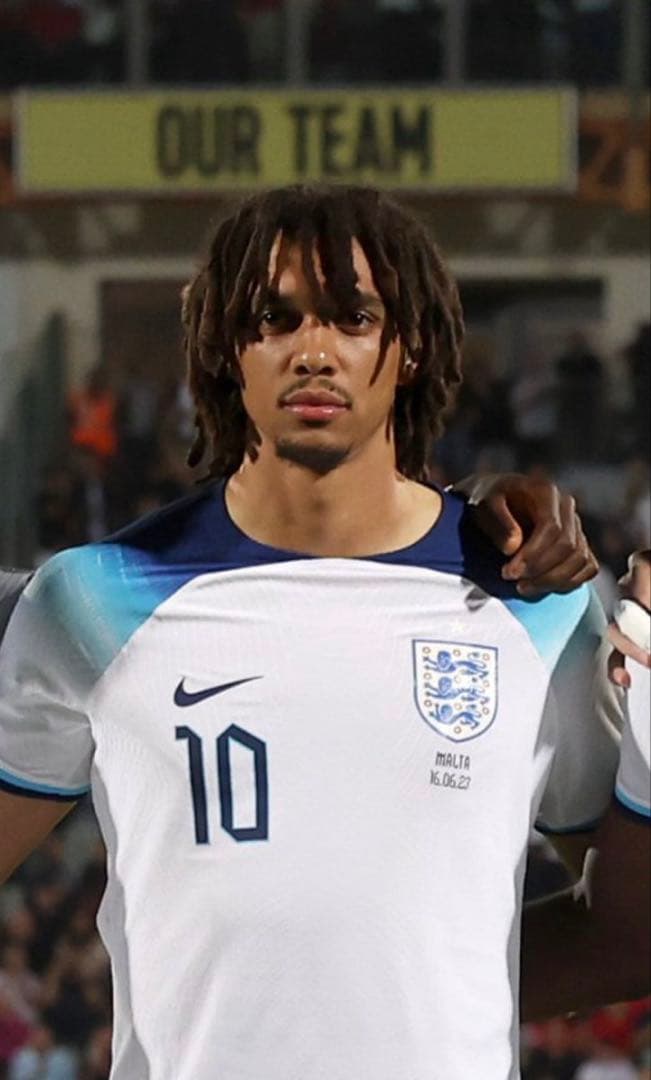 限定セール アレクサンダーアーノルド 10 イングランド代表 ユニフォーム