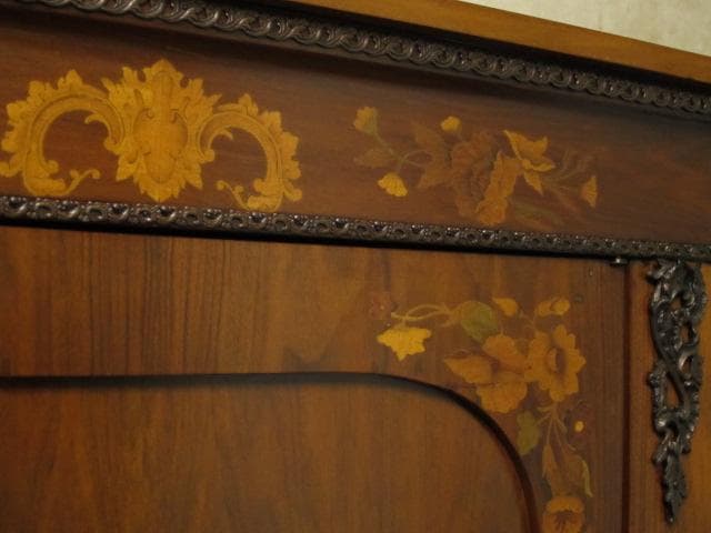 フレンチアンティーク 木象嵌 オルモル装飾 ピアキャビネット 鍵付き
