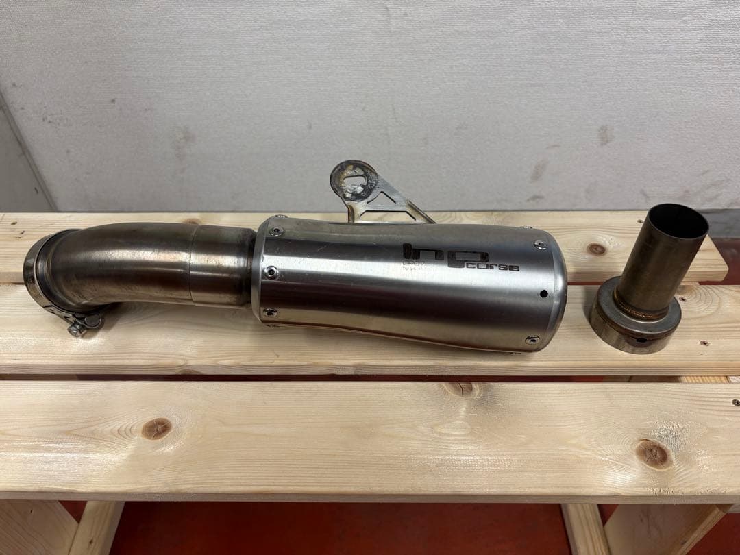 RnineT hp corse スリップオンマフラー