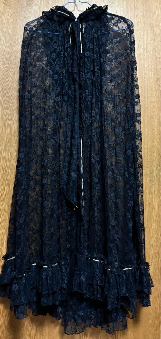 メタモルフォーゼ　Phantom マント　黒×ゴールド