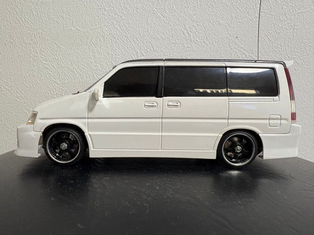 1/24RC VIP carステップワゴンファブレス仕様 車高調整機能