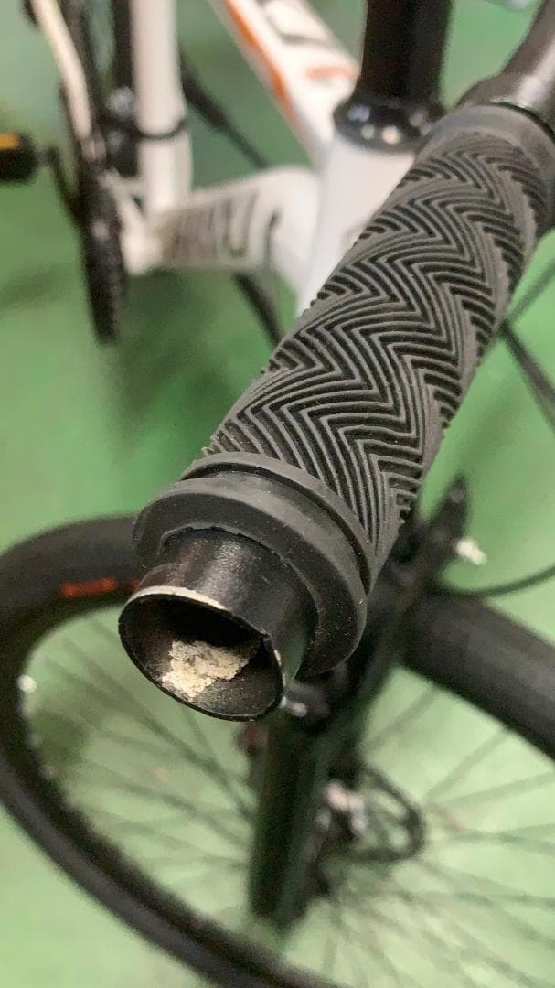 自転車 クロスバイク 21段変速 26インチ マウンテンバイク