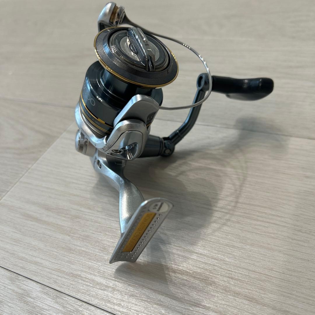 バイオマスター C3000 スピニングリール シルバー/ブラック