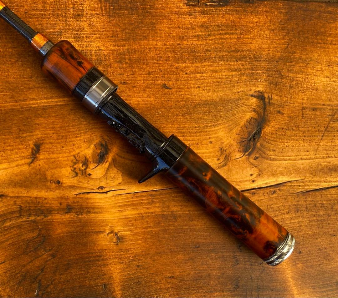 トラウトロッド　4ft9inch ウッドグリップ　ベイトテレスコロッド　渓流釣り