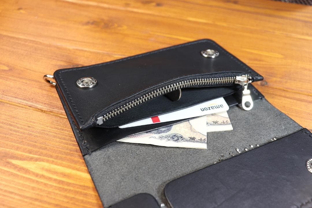 フラワースタッズ　ミドルトラッカーウォレット 　ハトメ小判カン付き