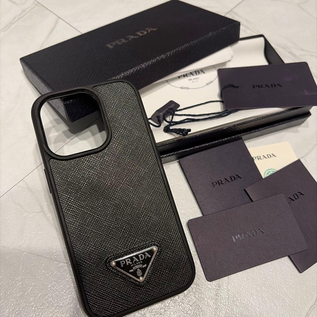 PRADA iPhone14pro ケース