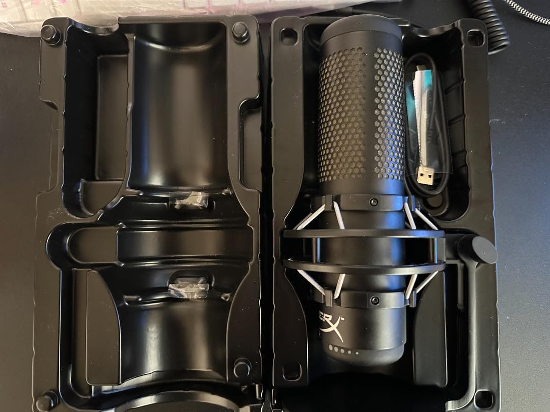 【セット】HyperX QUADCAST S USBマイク & マイクアーム