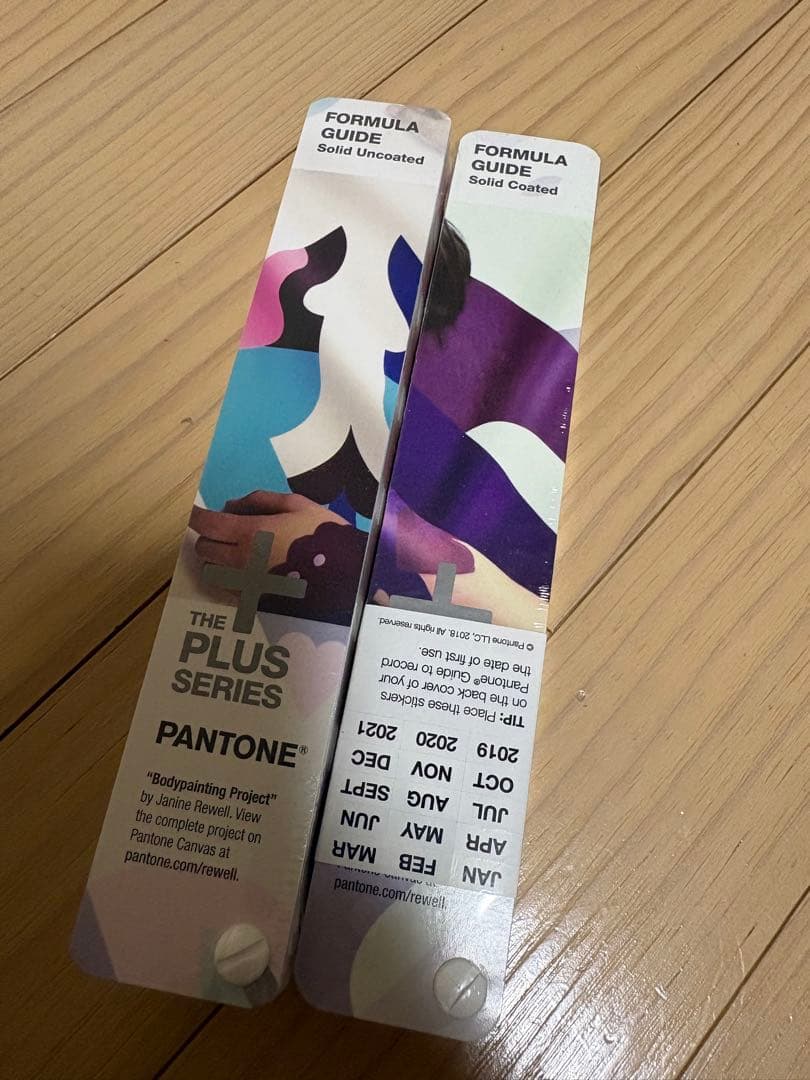 PANTONE FORMULA GUIDE パントーンフォーミュラガイド２冊組
