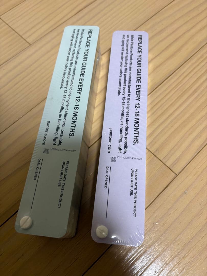 PANTONE FORMULA GUIDE パントーンフォーミュラガイド２冊組