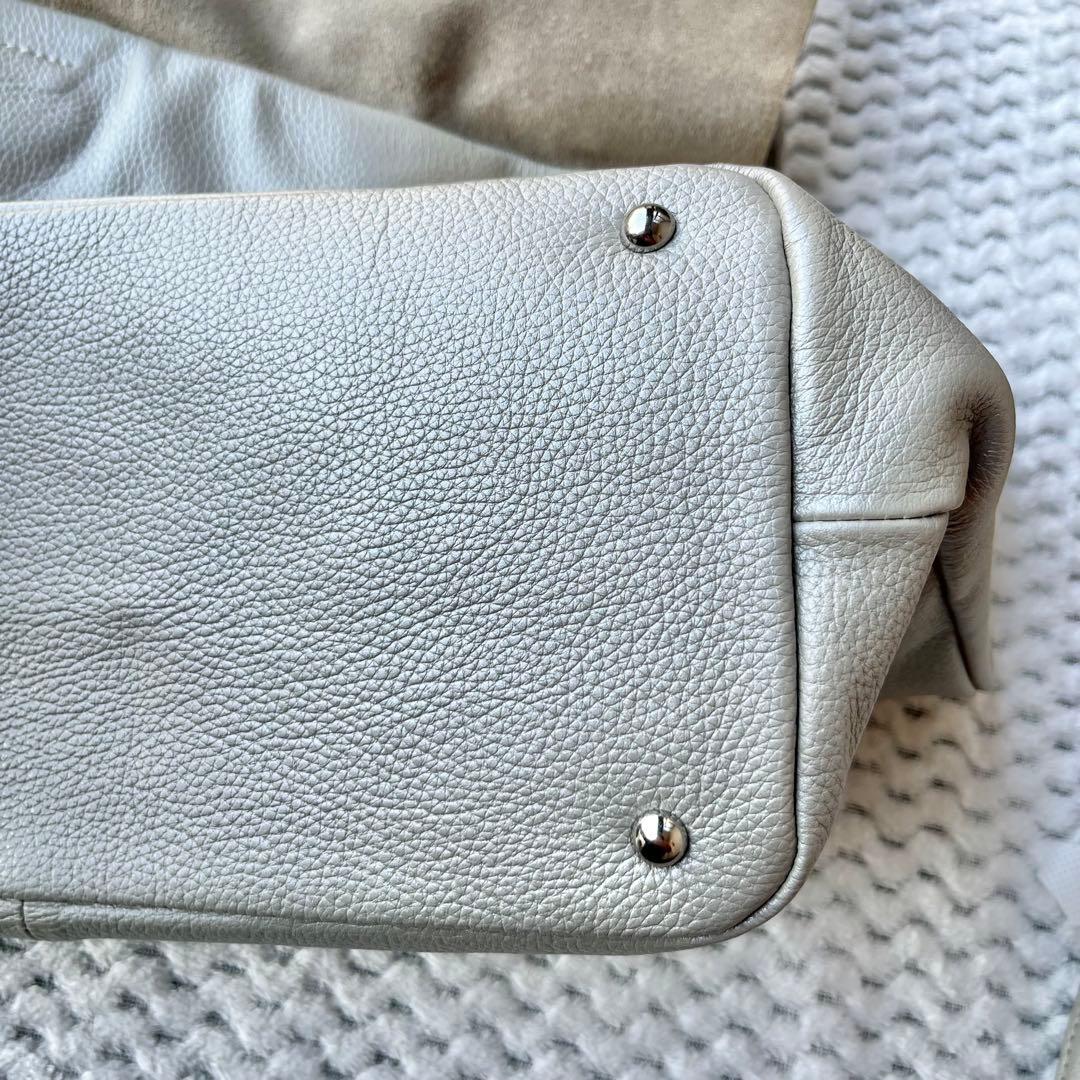 イアパピヨネ レザーフラップ2WAYバッグ　Lサイズ