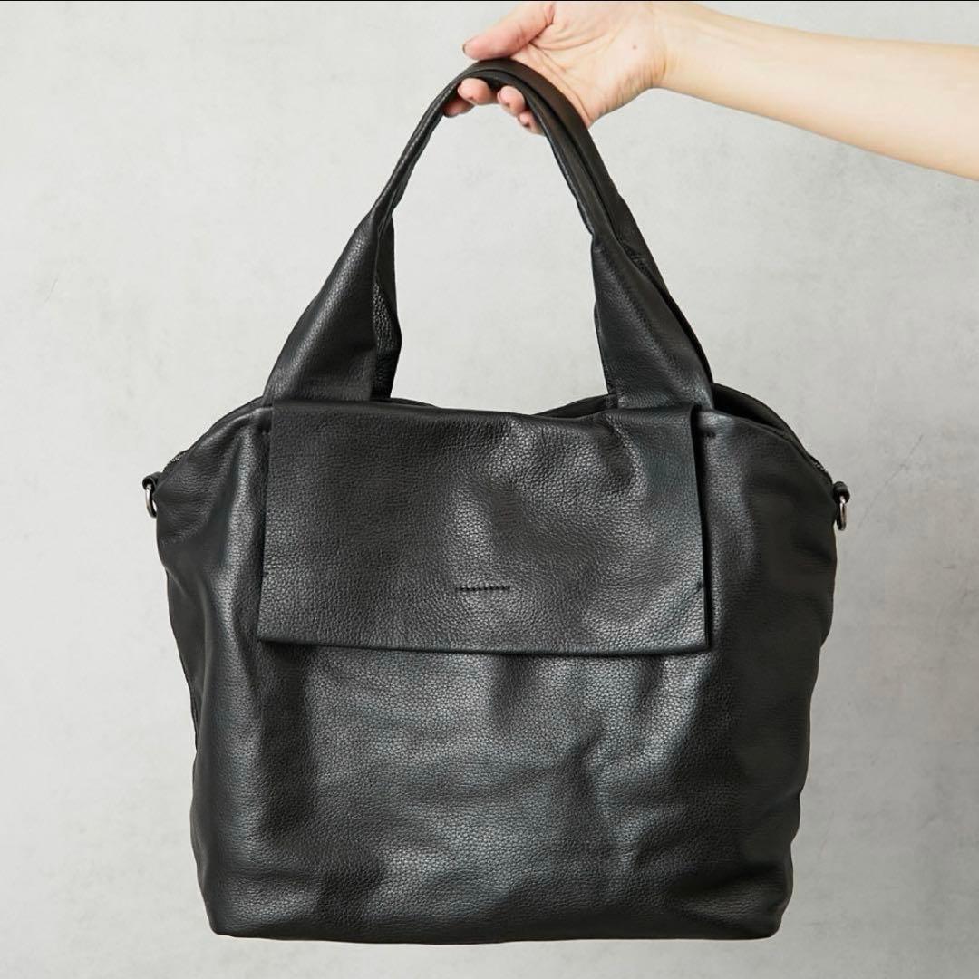 イアパピヨネ レザーフラップ2WAYバッグ　Lサイズ