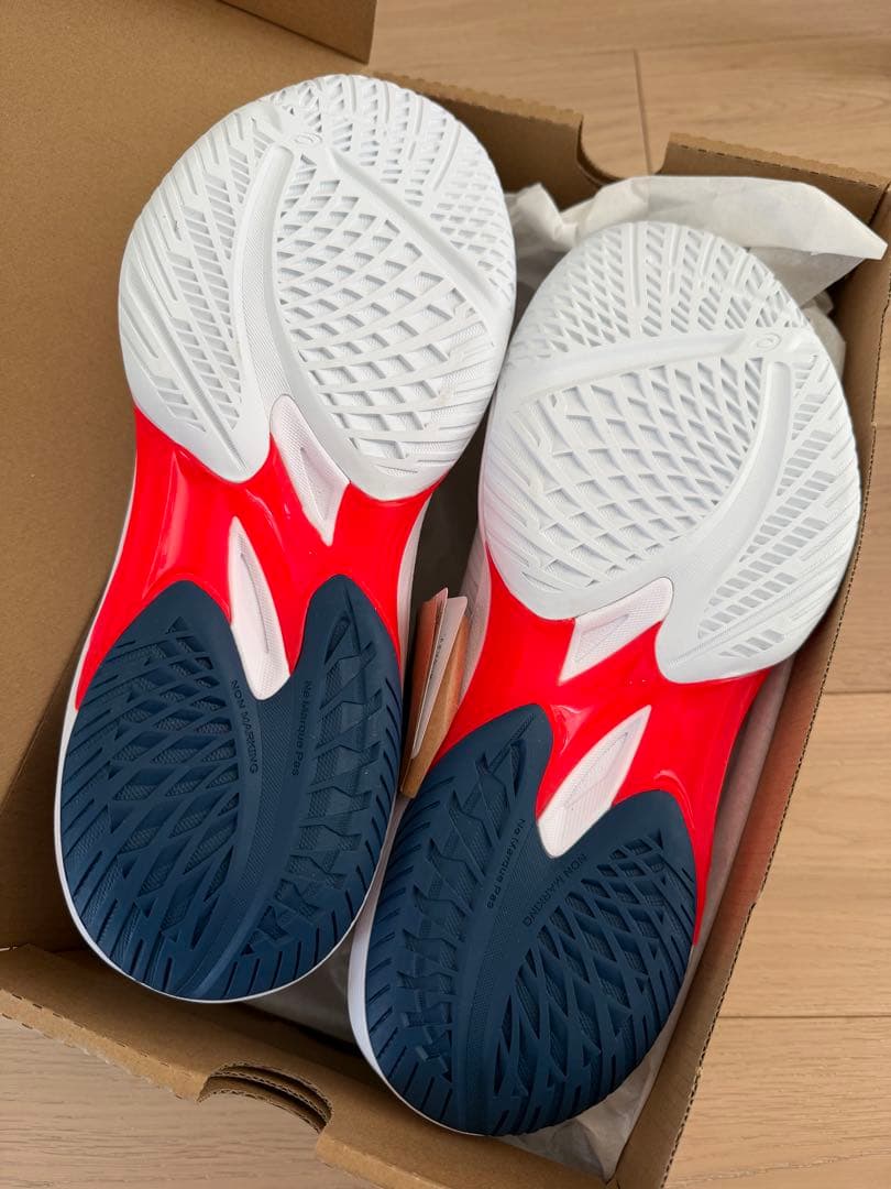 ASICS SKY ELITE FF 3 26.0cm ホワイト　新品