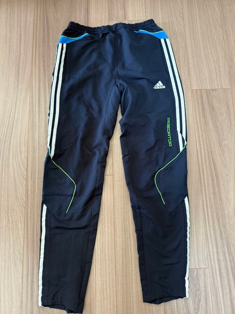 【サッカー日本代表】2011 選手着用モデルトレーニングウェア（上下）