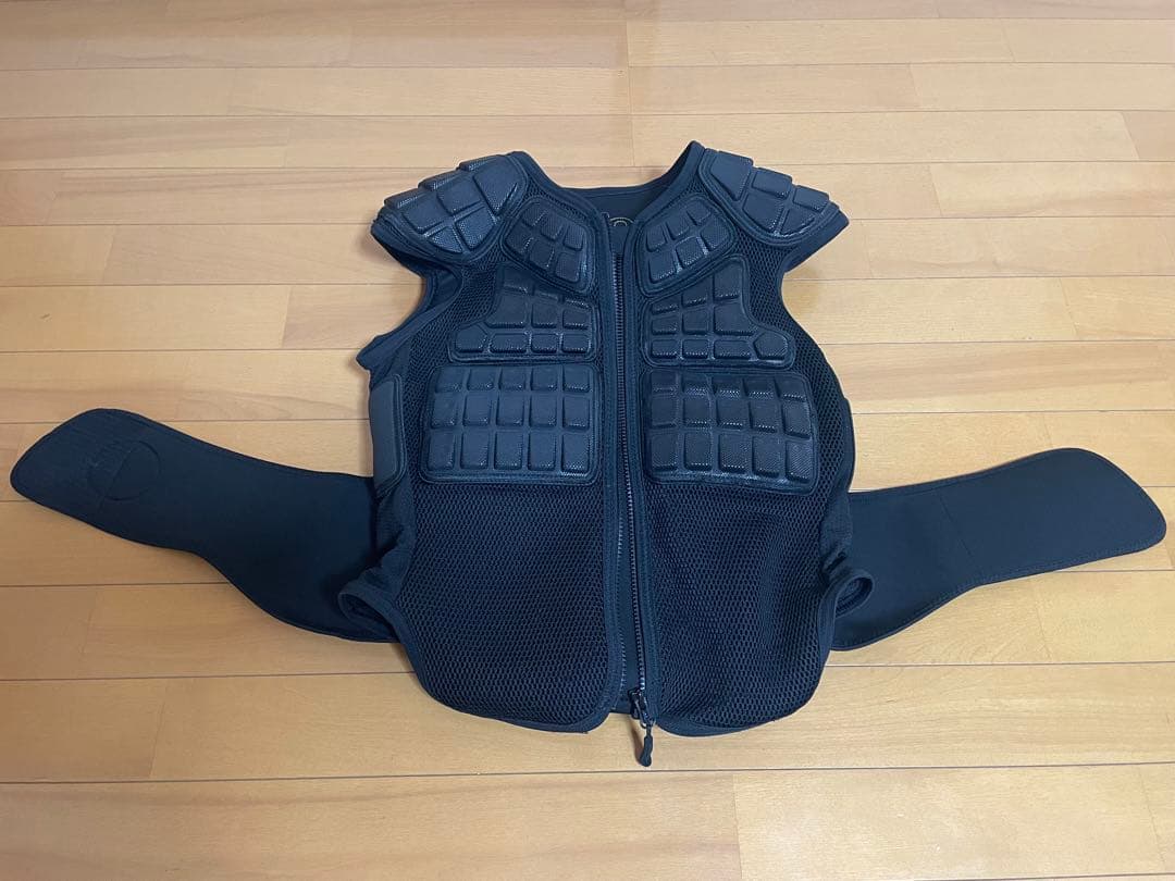 YOROI AIRLY シリーズ プロテクター 上半身用ベストタイプ