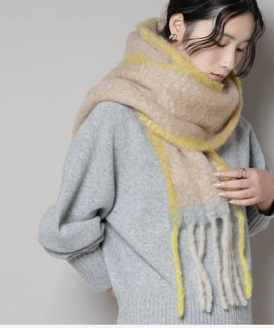 あくびさん専用　814 EZCARAY TWIST FRAME モヘアマフラー