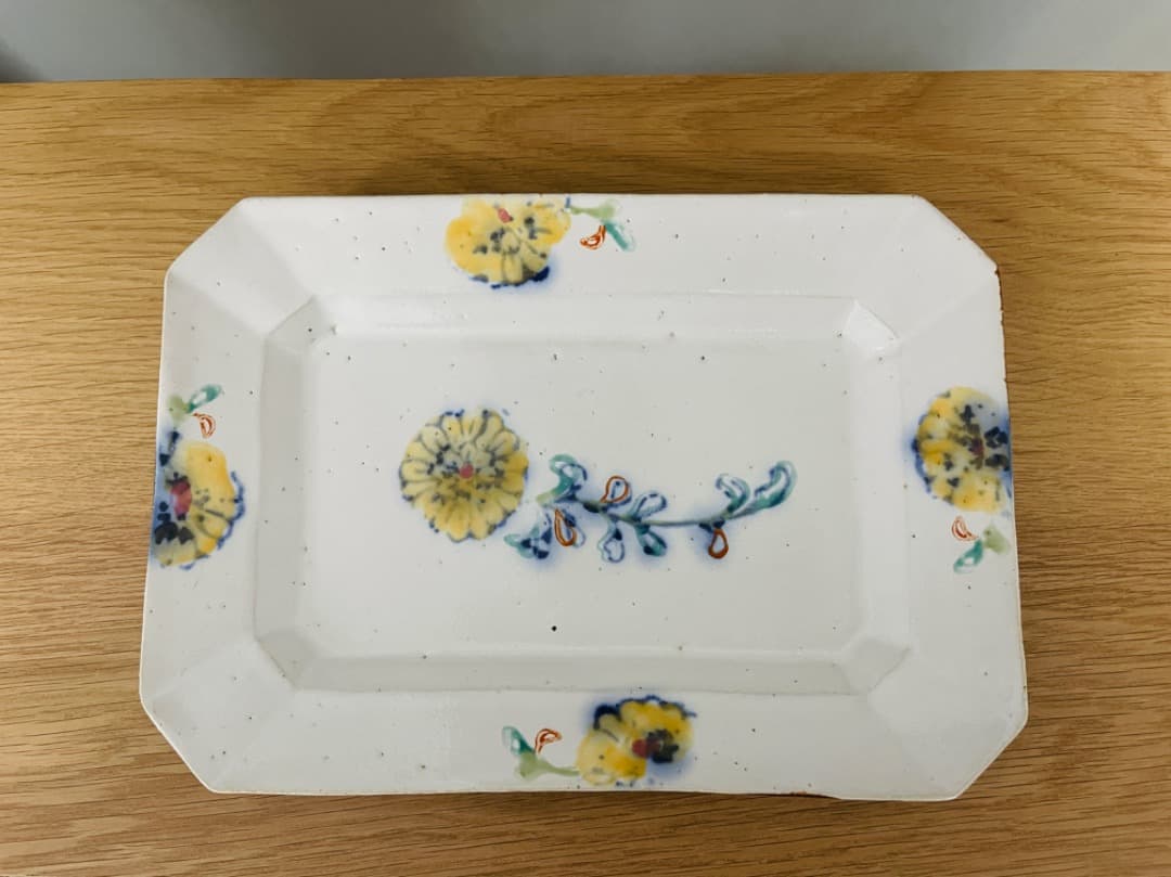 伊藤聡信　印判　色絵角皿