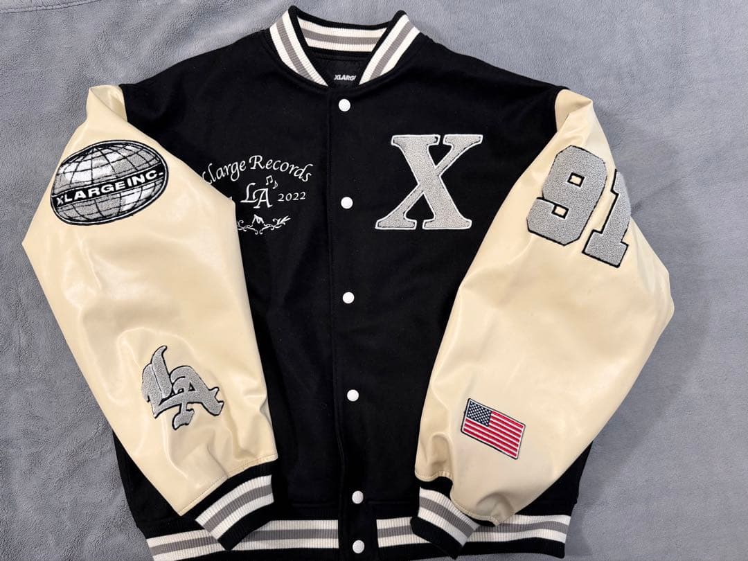 XLARGE スタジャン 黒/ベージュ　　XL