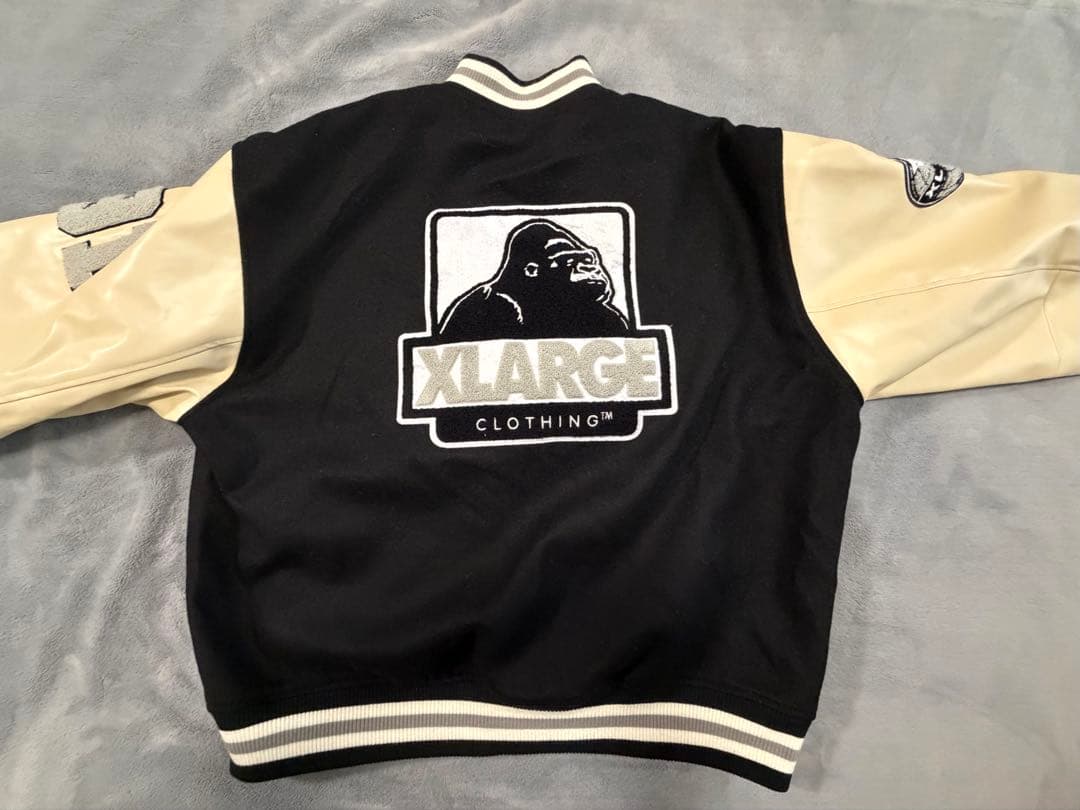 XLARGE スタジャン 黒/ベージュ　　XL