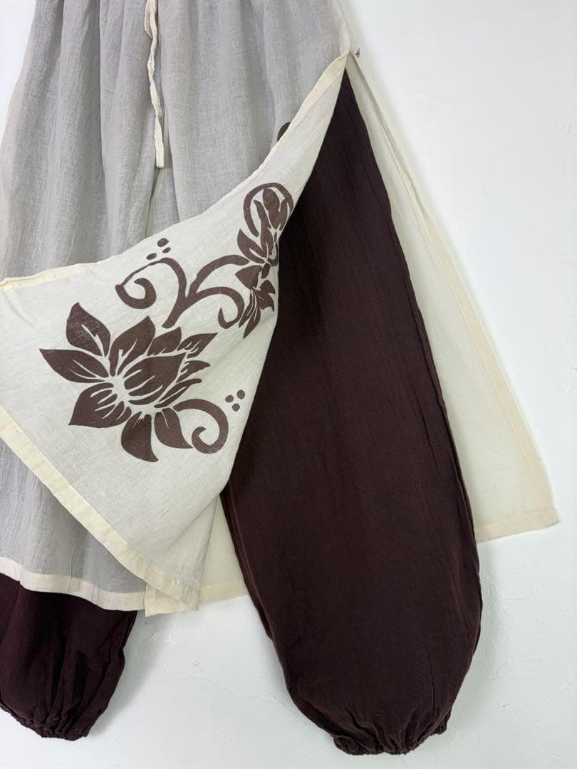 【新品】タイパンツ　二枚重ね　ハス柄　シアーコットン　男女兼用　ブラウン