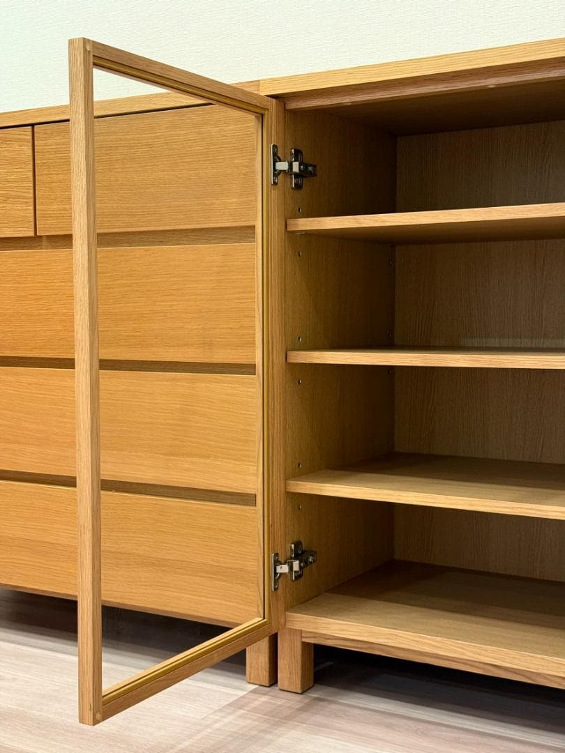 【ラッキースネーク様】オーク材 木製 キャビネットガラス扉