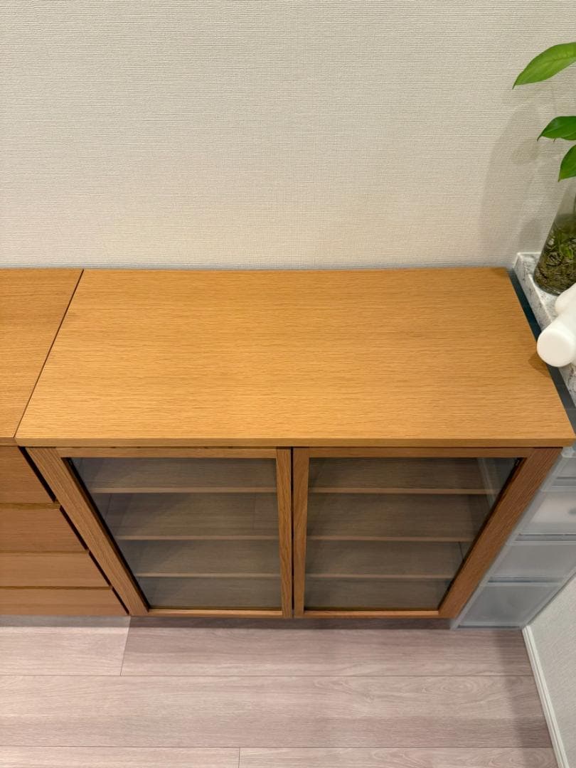 【ラッキースネーク様】オーク材 木製 キャビネットガラス扉