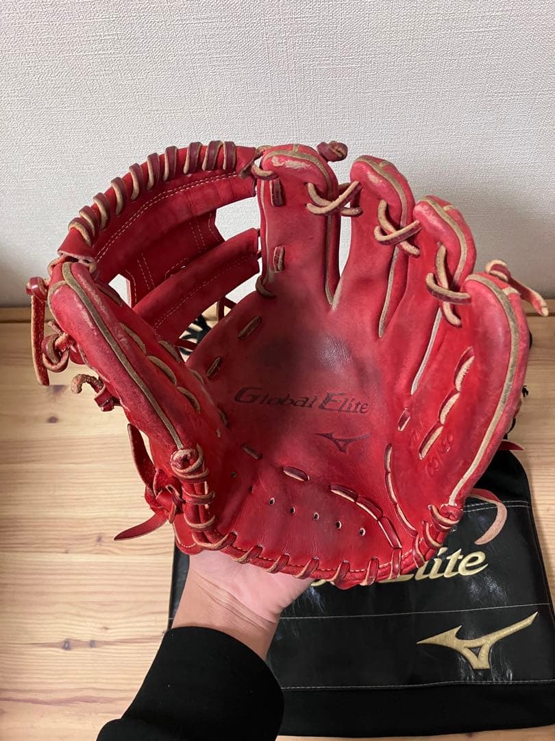 Global Elite ∞シリーズ 軟式グローブ レッド 収納袋付き