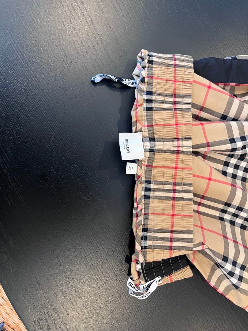 【高山】バーバリー　ショートパンツ　サイズ32