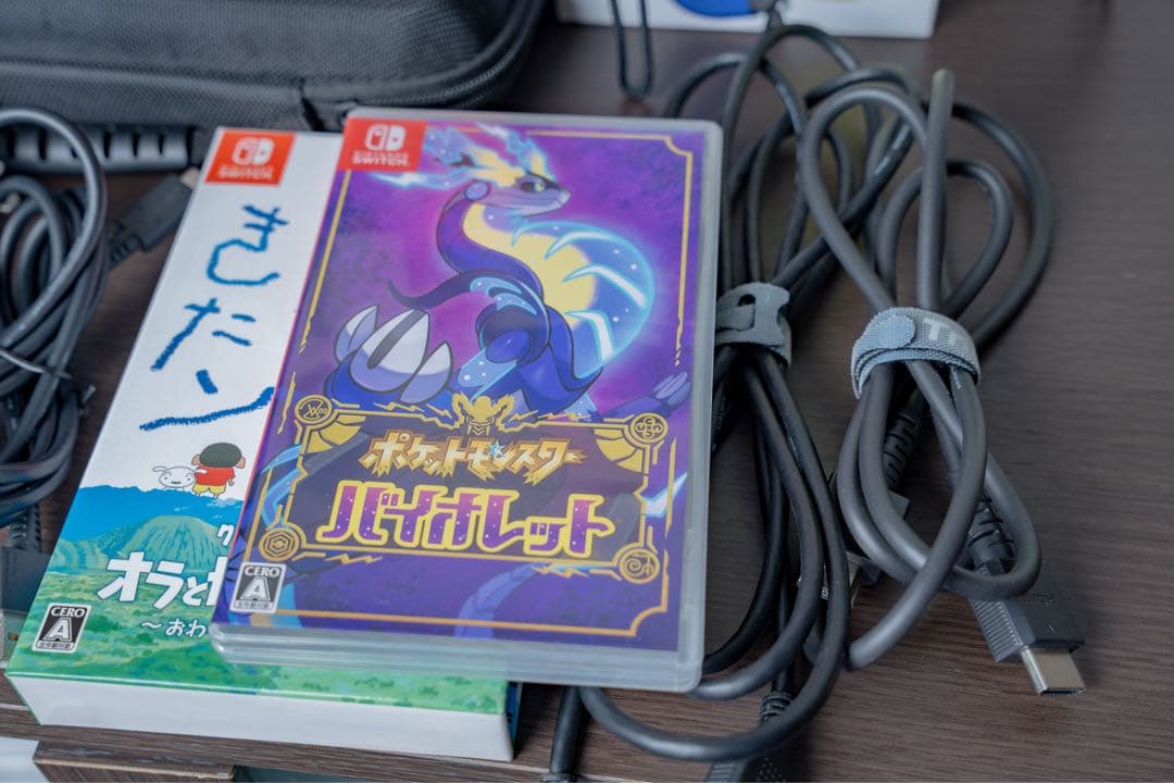 Nintendo Switch 本体 + その他ソフト等周辺機器【完備品・美品】