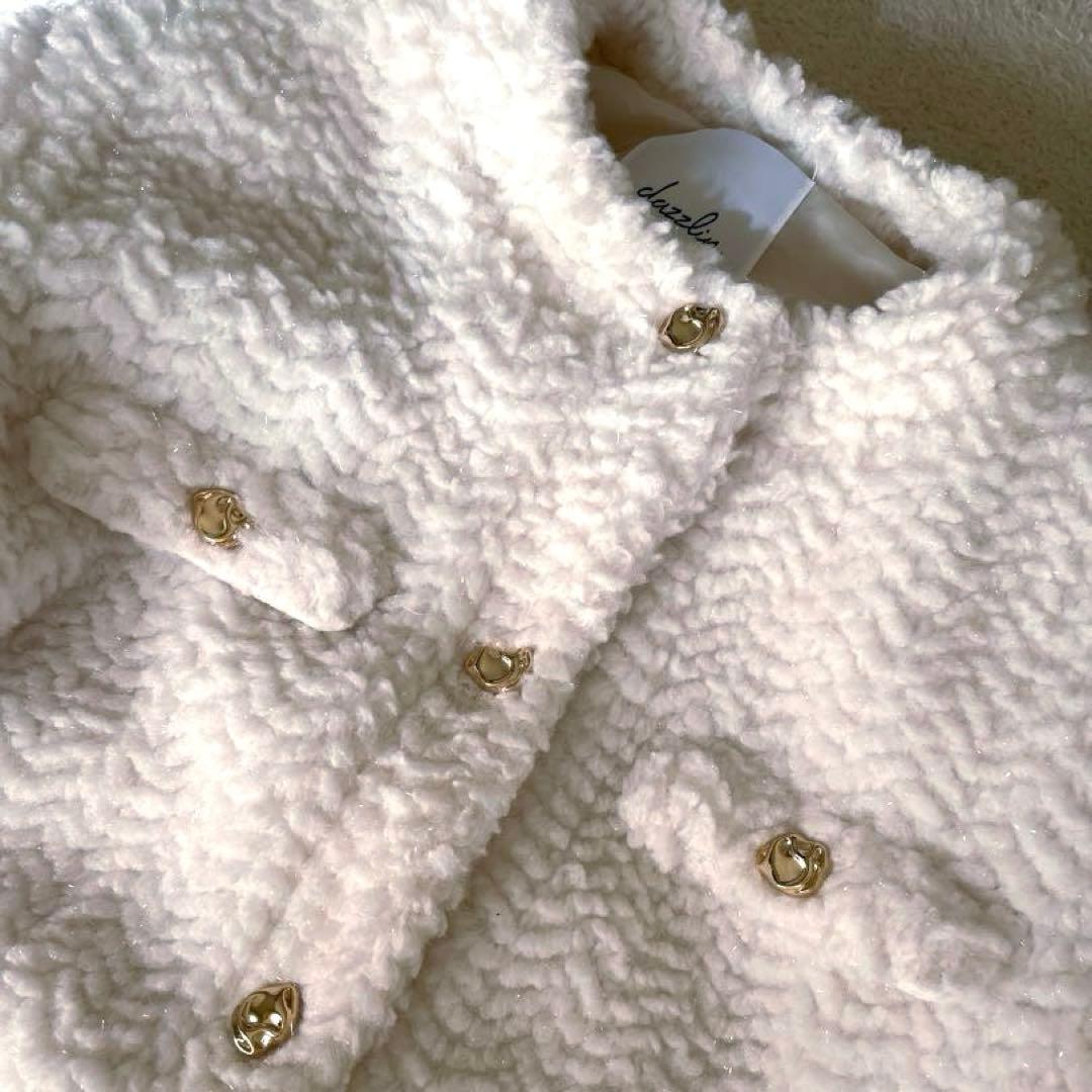 【希少ラメ入り】dazzlin ボアフレンチジャケット　金ボタン　白　ノーカラー