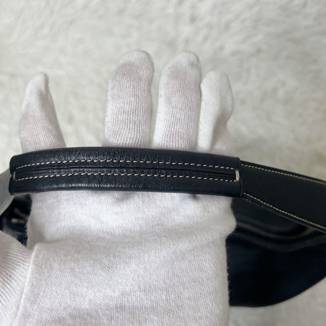 バッグ COACH Black Leather Hobo Half Moon Y2K