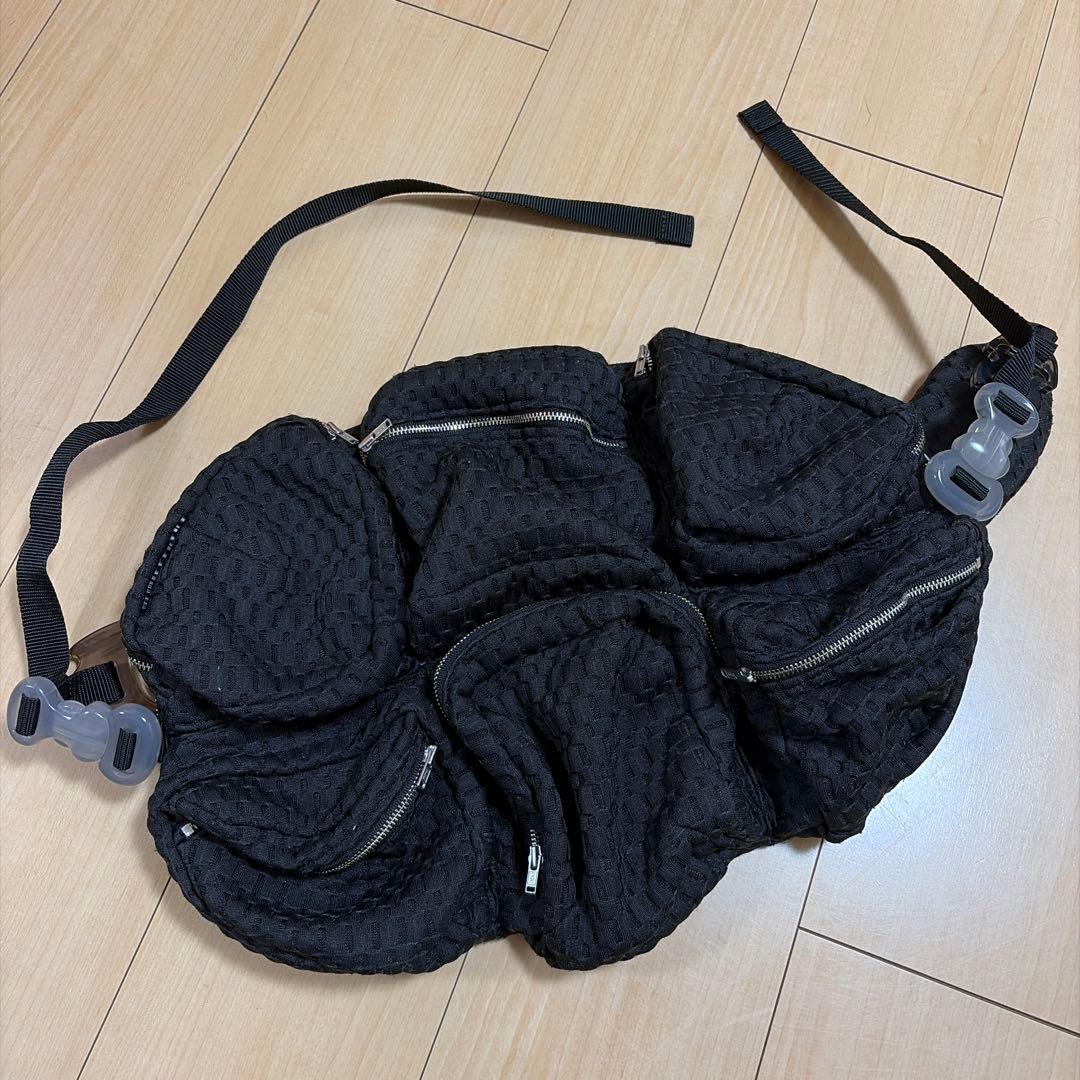 miki osakgbe. ミキオサカベ　7pokets bag black