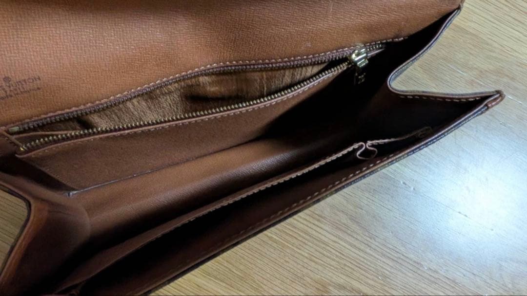 ルイヴィトン モノグラム ポシェット・ダムGM クラッチバッグ　正規品