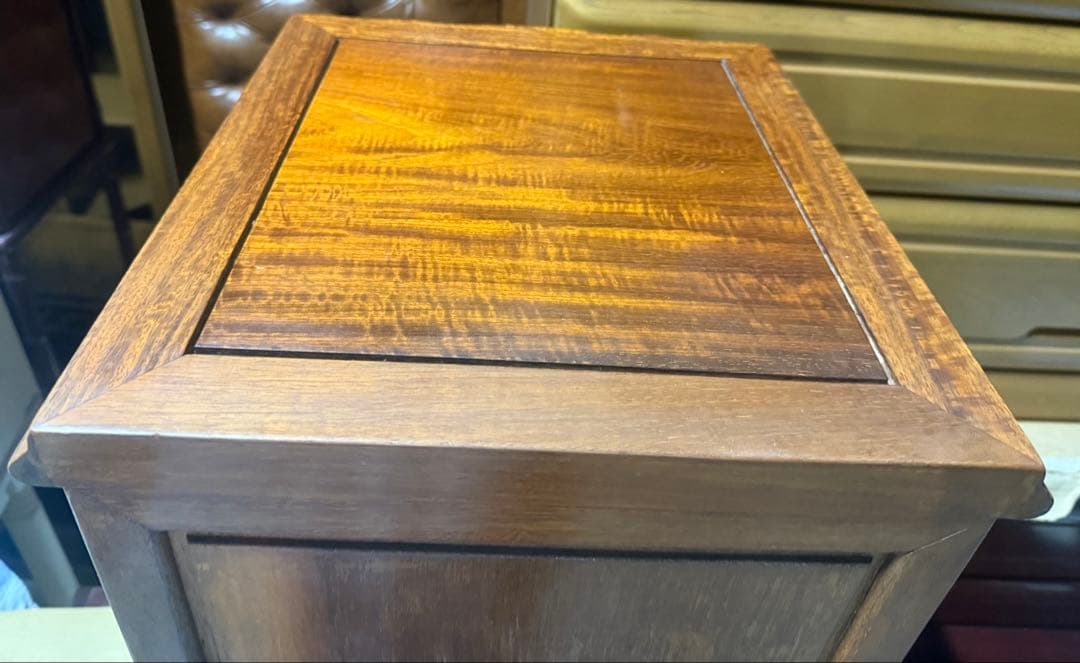 アンティーク タガヤサン チェスト