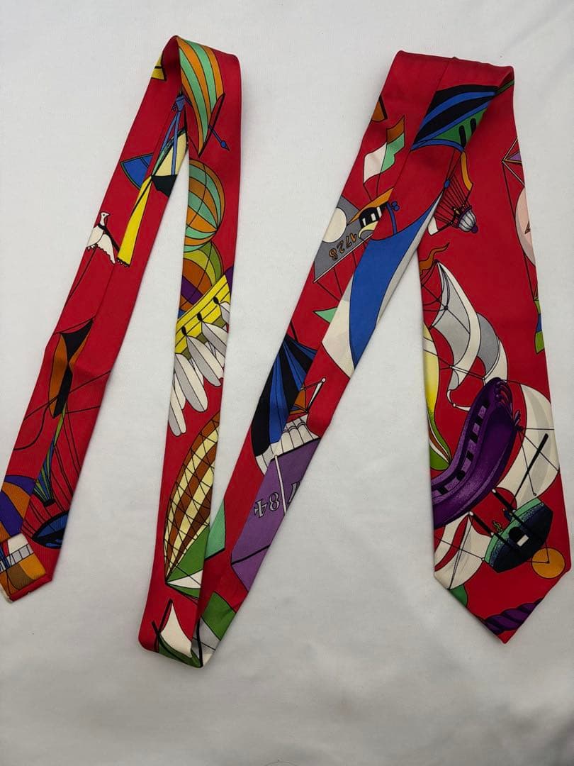 Hermes エルメス　アートデザイン ネクタイ 2本セット　カラフル