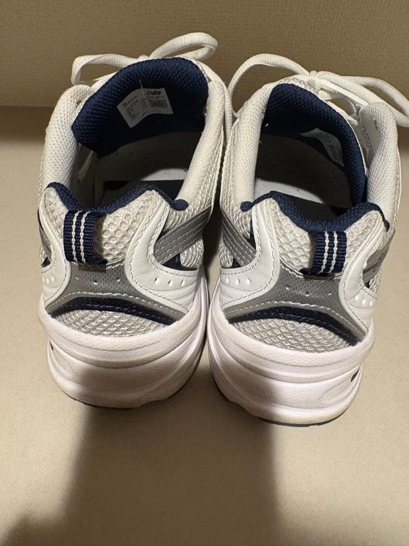 靴 New balance MR530 U530