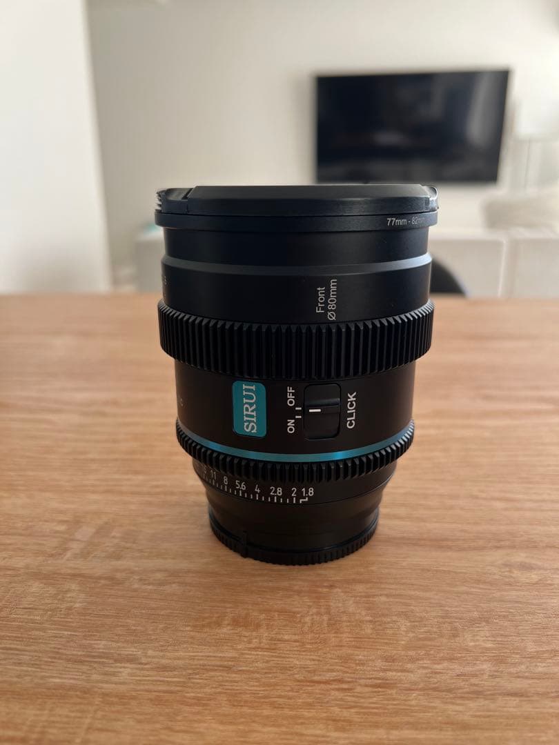 SIRUI 20mm T1.8 1.33X S35 AF アナモルフィックレンズ