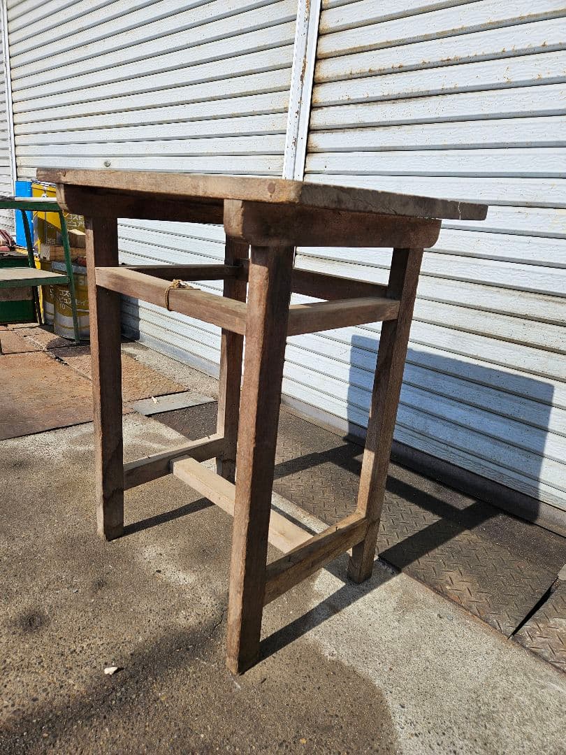 日本のアンティーク 古い木製の作業台 机 ウッド デスク 飾り台 花台 棚