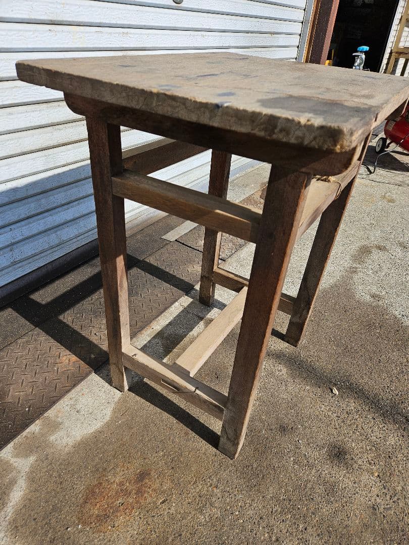 日本のアンティーク 古い木製の作業台 机 ウッド デスク 飾り台 花台 棚