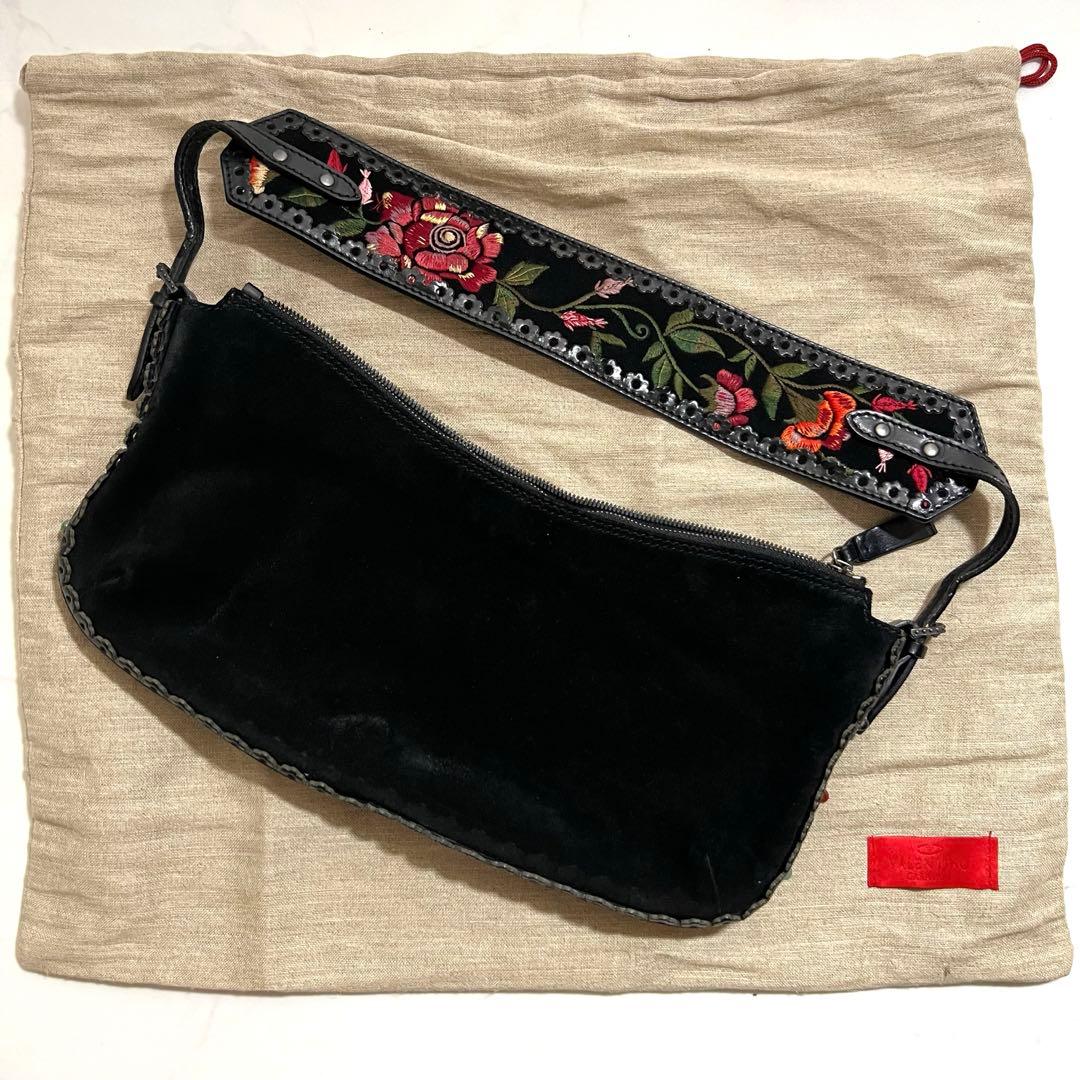 VALENTINO GARAVANI ショルダーバッグ 花柄刺繍 ブラック 袋付