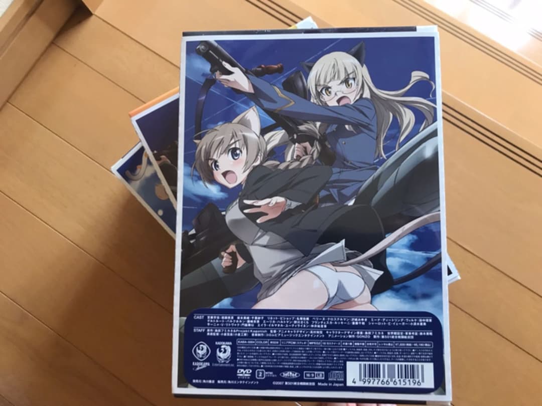 ストライクウィッチーズ　初回限定版DVD 1〜6巻