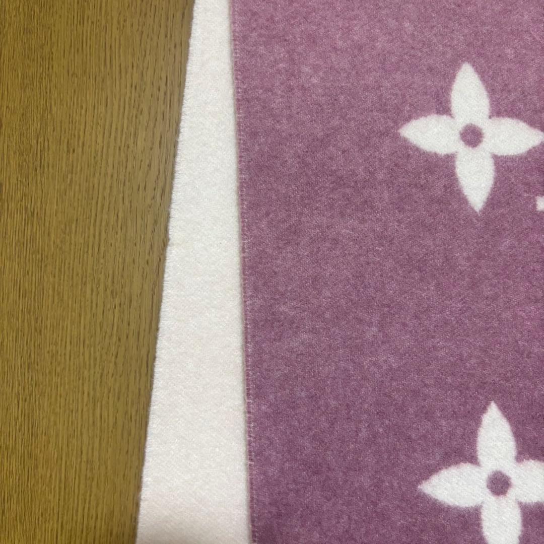 LOUIS VUITTON カシミヤマフラー ピンク　グラデーション