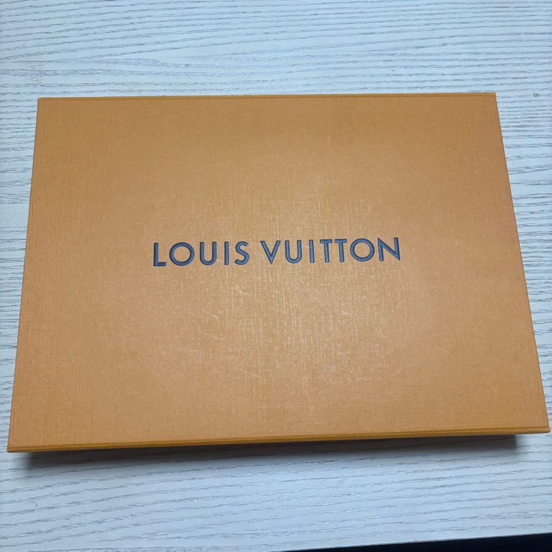 LOUIS VUITTON カシミヤマフラー ピンク　グラデーション