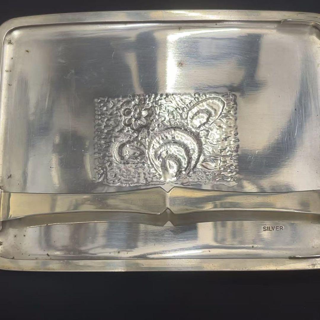 彫金家 岡部達男作 純銀 SILVER製 蛾文 彫刻 シガレットケース