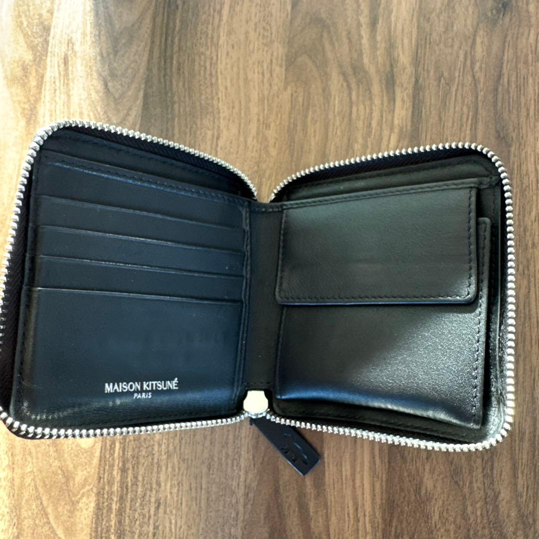 メゾンキツネ 財布 ジッパー 黒
